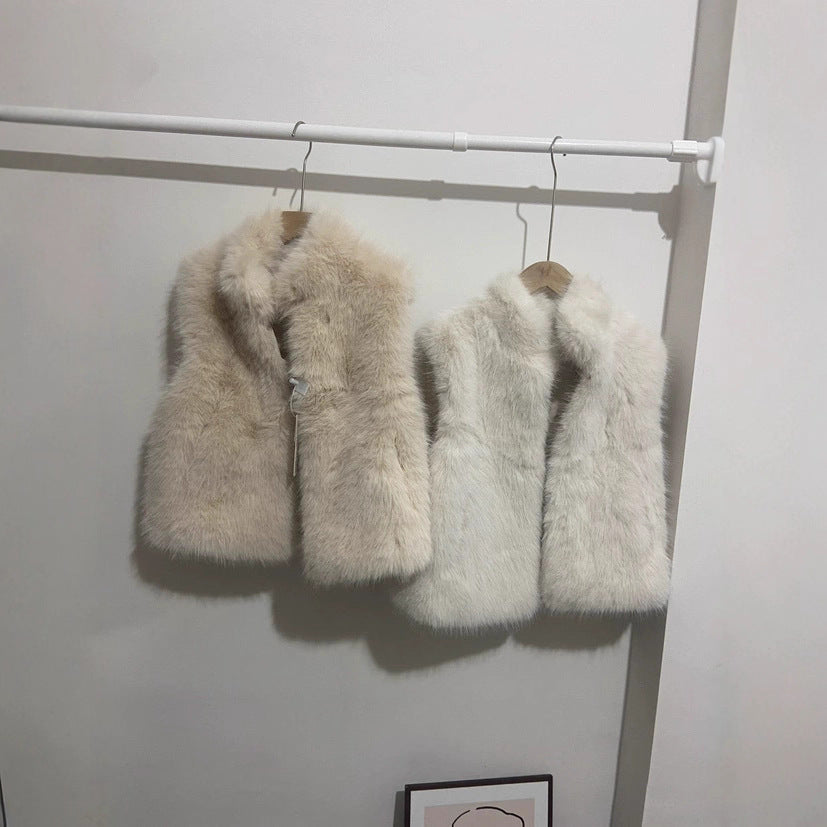 The Ava Cropped Faux Fur Vest