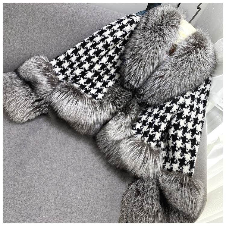 Women‘s Short Houndstooth Eco-friendly Fur Jacket