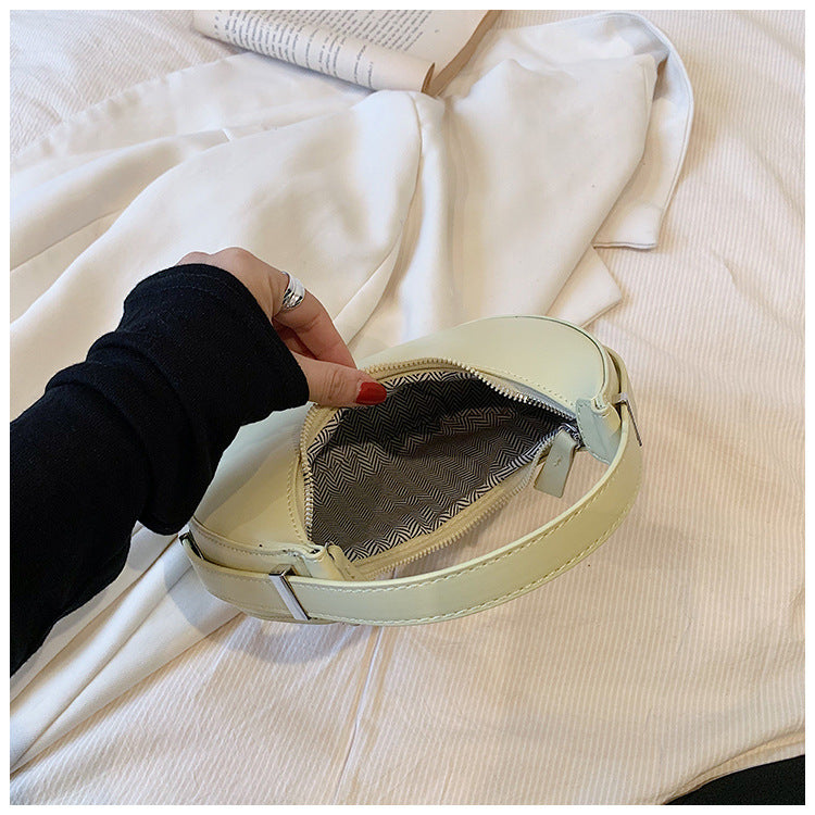 Fashion Moon Shaped Women Handbags