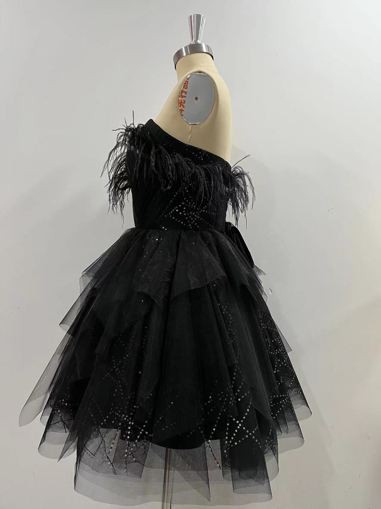 Sexy Strapless Little Black Dresses