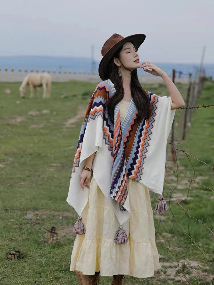 Bohemian Tassel Knit Cape – Free-Spirited & Stylish