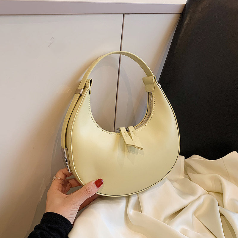 Fashion Moon Shaped Women Handbags