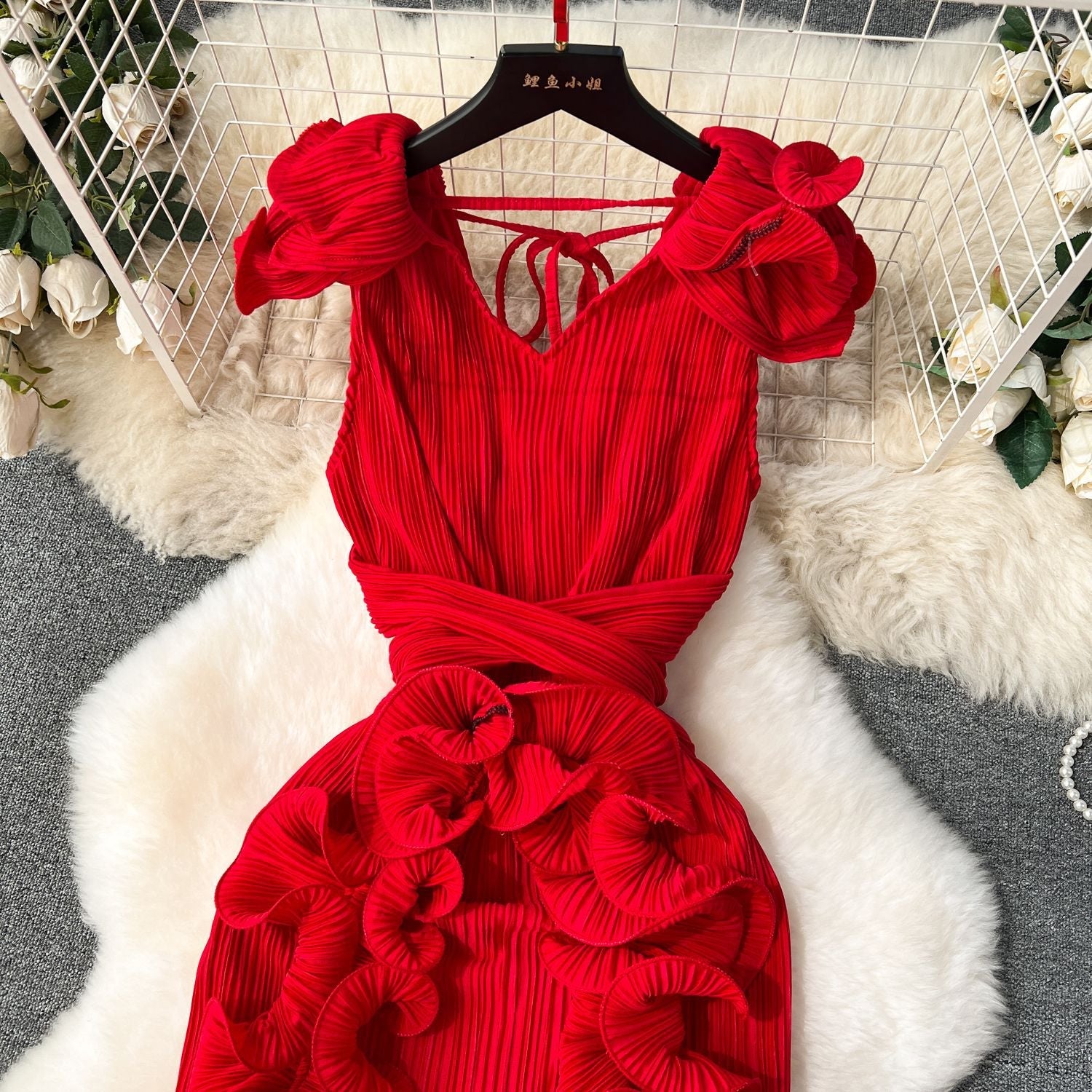 High-End Pleated Dress – Luxury Women's Designer Ruffle Hem Slim Fit Long Maxi Dress