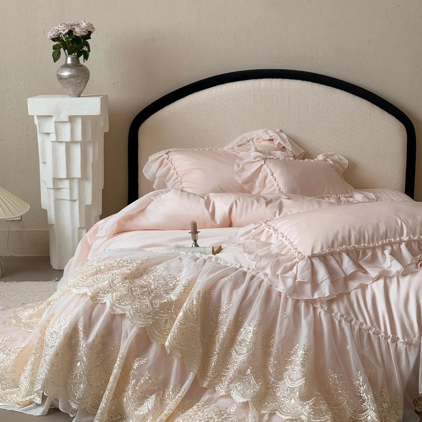 Lace Embroidery Bedding Set Luxury Pink Egyptian Cotton Princess Duvet Cover Bed Sheet Pillowcases Solid Color Bedclothes