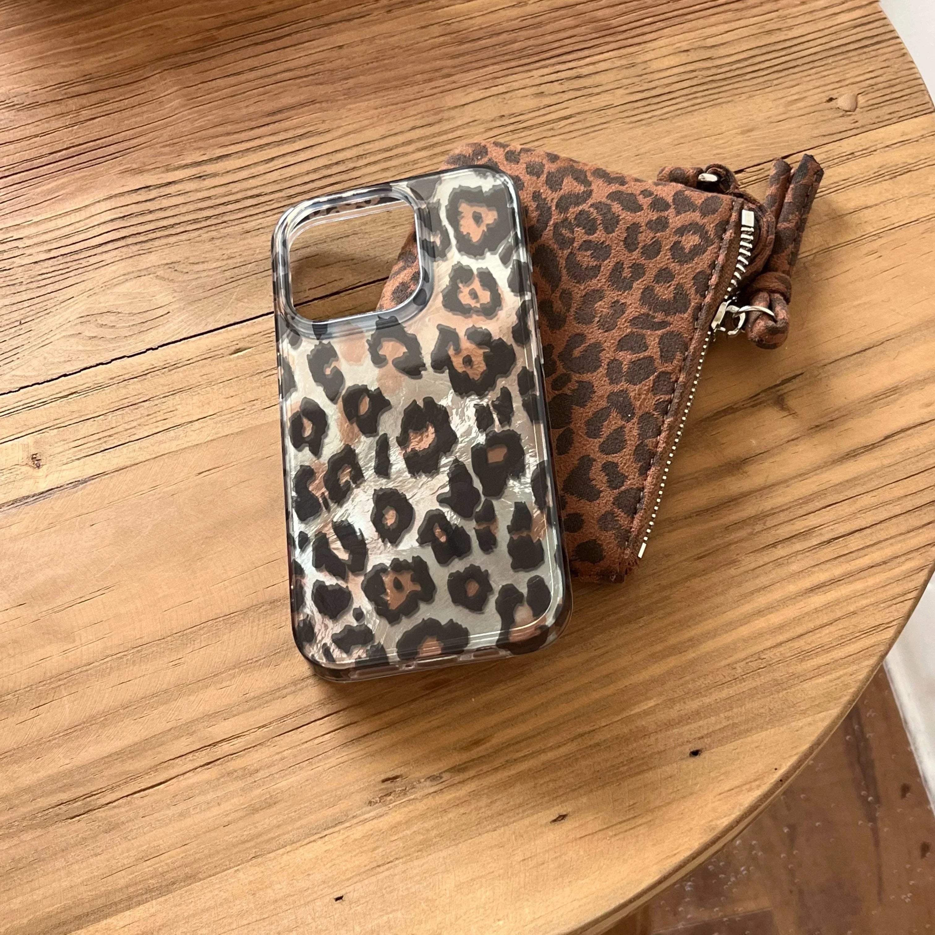 Korean INS Grey Leopard Prints Double Layers IMD Fashionable Phone Case for iPhone 16 15 14 13 Pro Max Back Phone Cover Capa
