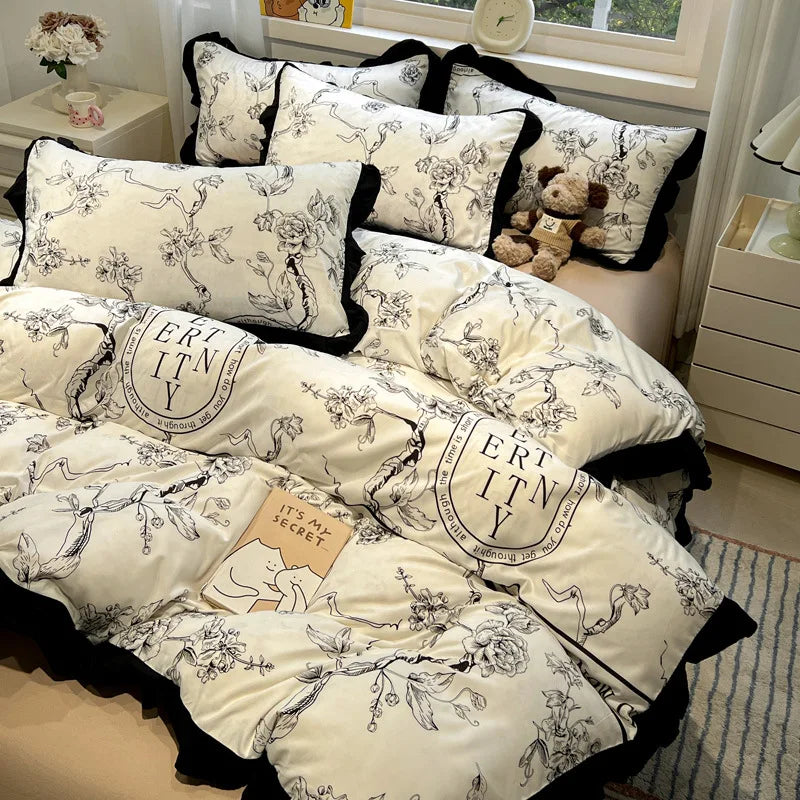 Hepburn Style Floral Print Bedding Sets Elegant Lace Super Soft Cozy Flat Sheet Set Home Dorm Textile Supplies for All Seasons