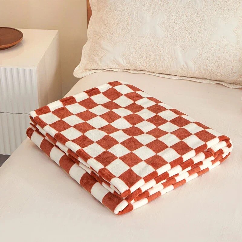 Flannel Blanket for Bedroom Soft Air Conditioning Blankets Checkerboard Elements Sofa Blanket Portable Nap Shawl Towel