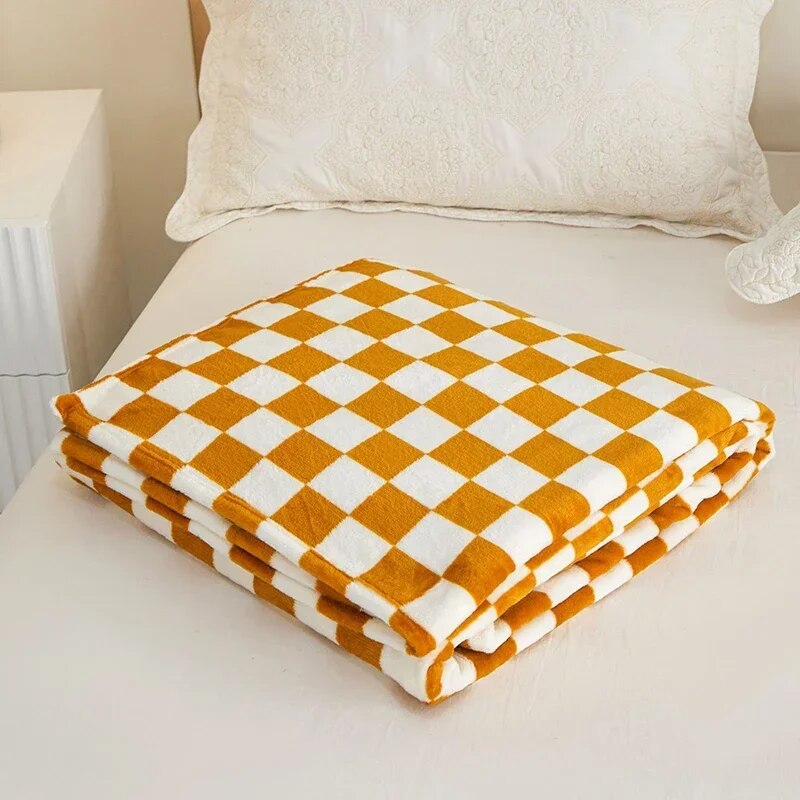 Flannel Blanket for Bedroom Soft Air Conditioning Blankets Checkerboard Elements Sofa Blanket Portable Nap Shawl Towel