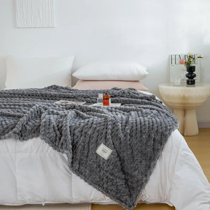 Solid Plaid Bed Blanket Autumn Winter Soft Warm Fluffy Throw Blanket Sofa Coral Fleece Bedspread On Bed For Adults Kids Blankets