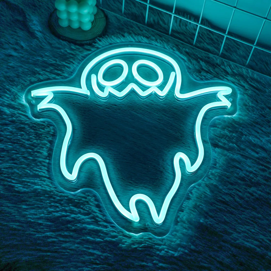 Smiling Ghost Neon Sign USB Dimmable LED Wall Light for Game Room Decor Halloween Party Dorm Home Wall Ambient Hanging Lamp Gift