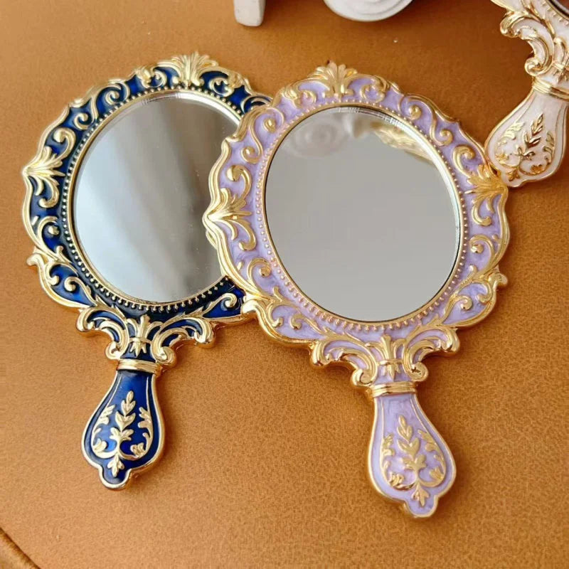 European Retro Style Portable Makeup Mirror Metal Carving Room Decoration Mini Handle Mirror Creativity Home Ornaments Gift Set