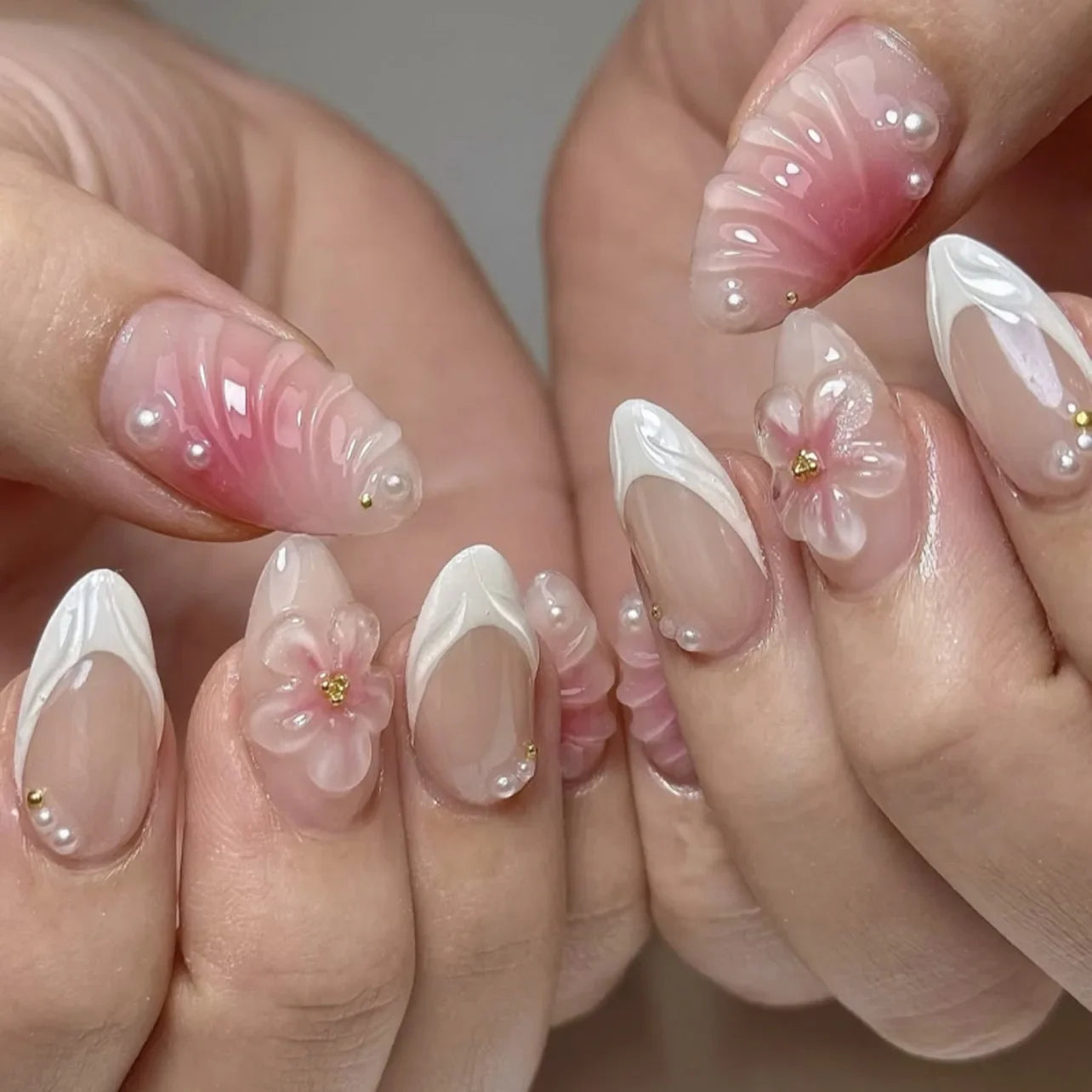 24pcs Light Pink Smudge Press on Nails Gold Leafing Nail Art Sweet 3D Floral Fake Nails Pearl Bow French False Nails Almond Nail