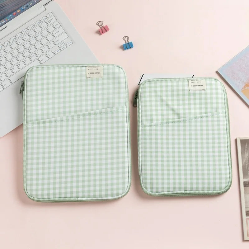 Korean Ins Style Plaid Laptop Sleeve 13 Inch Shockproof Padded Protective Tablet Sleeve For Macbook Notebook Computer Carrying