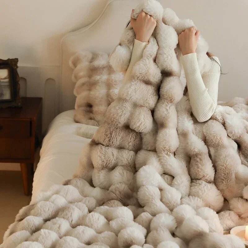 Tuscan Imitation Fur Blanket for Winter Luxury Warmth Super Comfortable Blankets for Beds High-end Warm Winter Blanket for Sofa