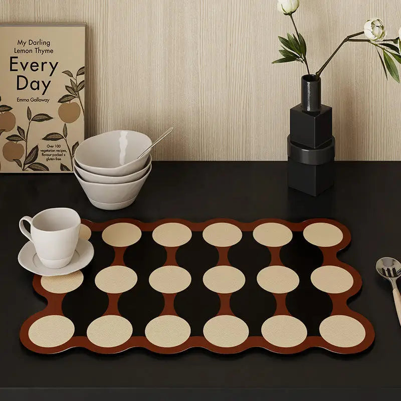 Vintage Polka Dot PU Leather Table Mat Heat-Resistant Absorbent Pad for Dining Table Kitchen Countertop & Coffee Table Use