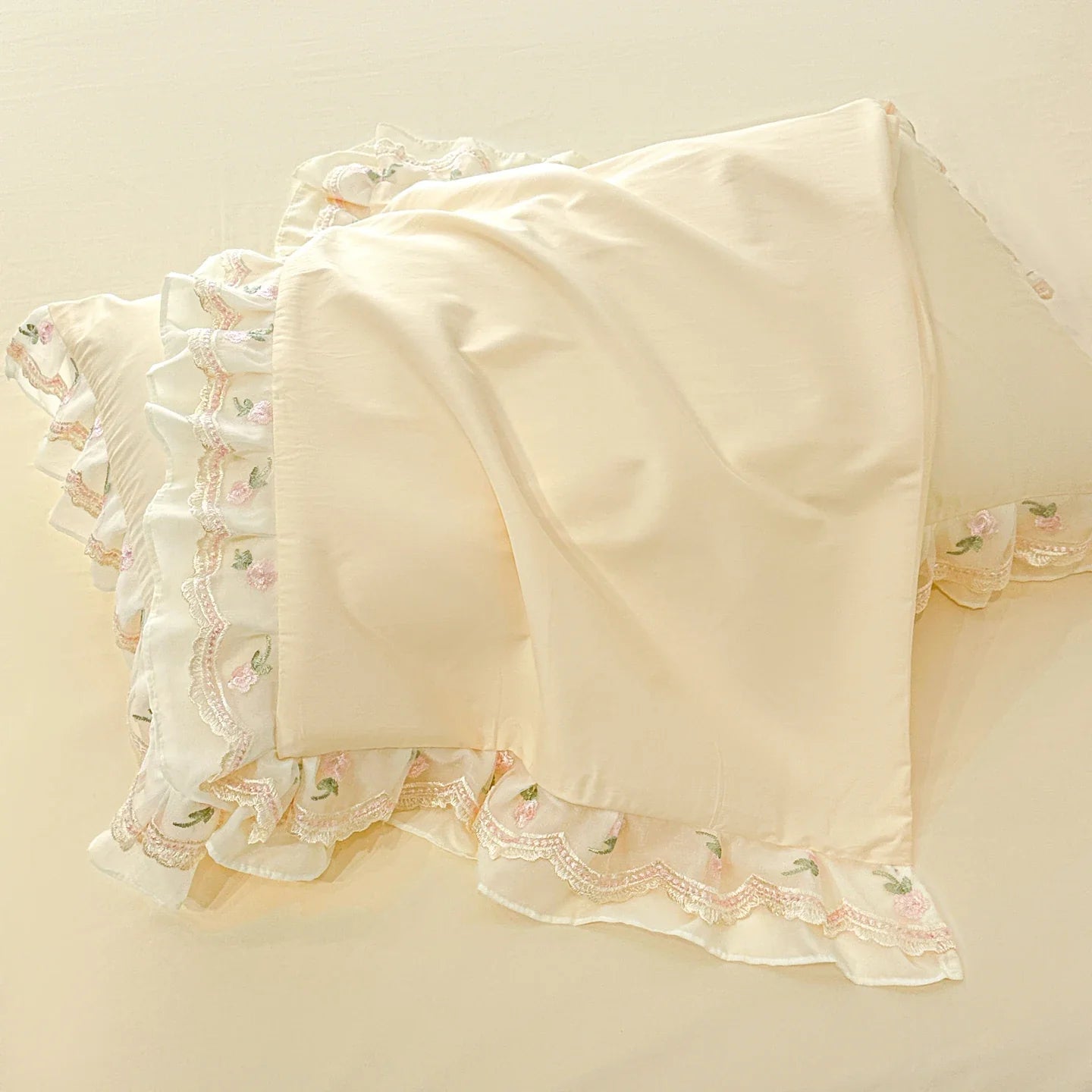 Korean Style 100%Cotton Bedding Set Luxury Lace Flowers Embroidery Princess Duvet Cover Bed Sheet Pillowcases Beige Bedclothes