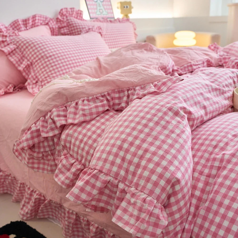 4 Piece Pink Plaid Duvet Cover Set, 100% Polyester Soft and Breathable Bedding, Suitable for Bedroom, All-Season Use