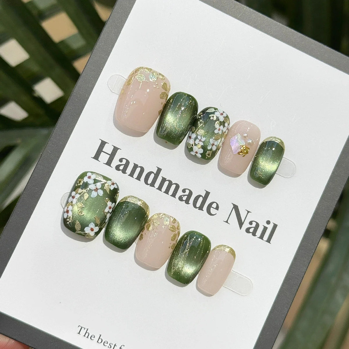 10pcs Short Coffin Press on Nails Shiny Green Cat Eye Nail Hand Paint Mini Flower Fake Nails Pearl Gold Foil Enamel False Nails