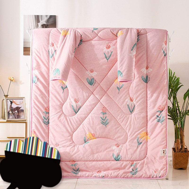 new winter warm Lazy quilt with Sleeves Mechanical Wash office Nap Covered Blanket lovely cartoon print Wearable quilted quilts