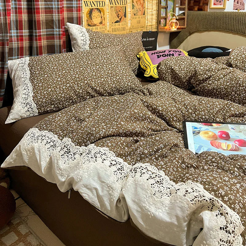 French Double-Layer Yarn Printing Bedding Set Comfort Colorfast Comforter Sets with Lace Retro Floral Skin-Friendly Bed Linens