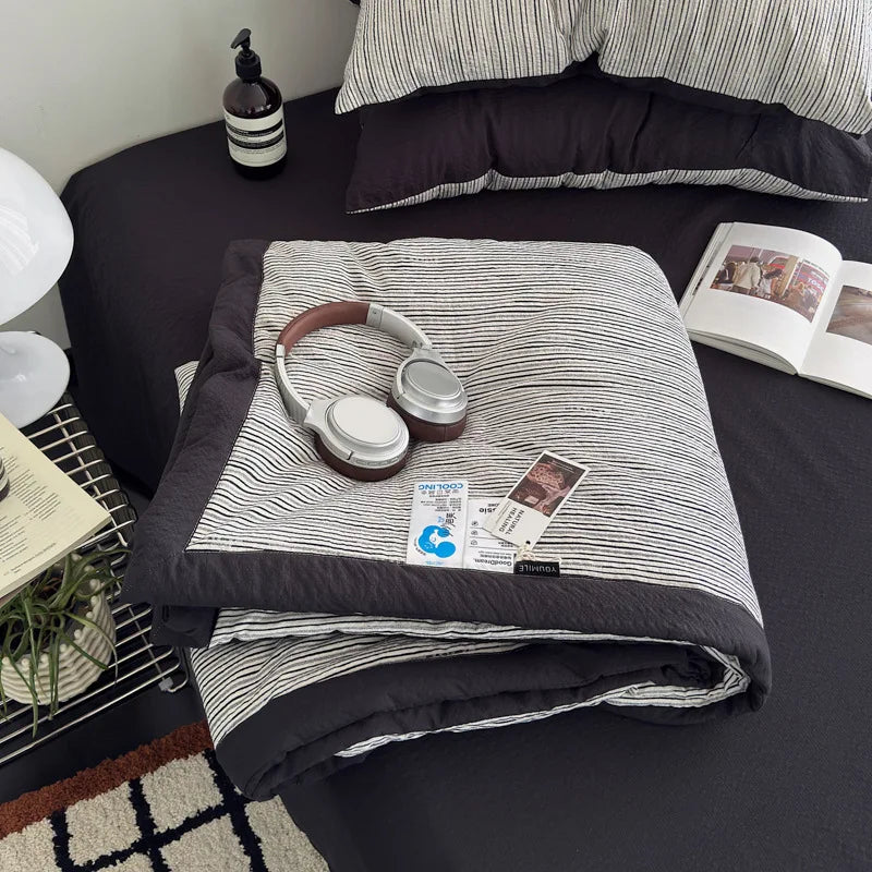 American Printed Cotton Summer Quilt Skin-Friendly Naked Sleeping Comforter for Adults Student Dorm Lightweight Soft Bedspread