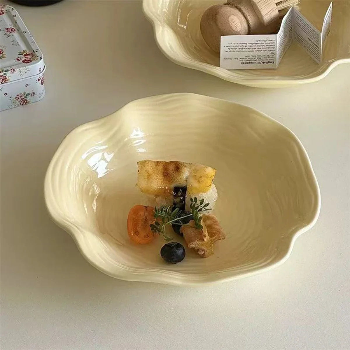 Salad Bowl 8.5In Irregular Lace Edged Serving Platter Creative Salad & Dessert Plate Reusable Restaurant Kitchen Tableware
