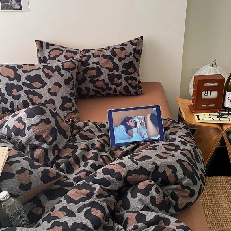 3/4Pcs Bedding Set Leopard Print Bed Sheet Duvet Cover Pillowcase Beddings Sets Full Double Four-Season Muslin Three-Piece Set