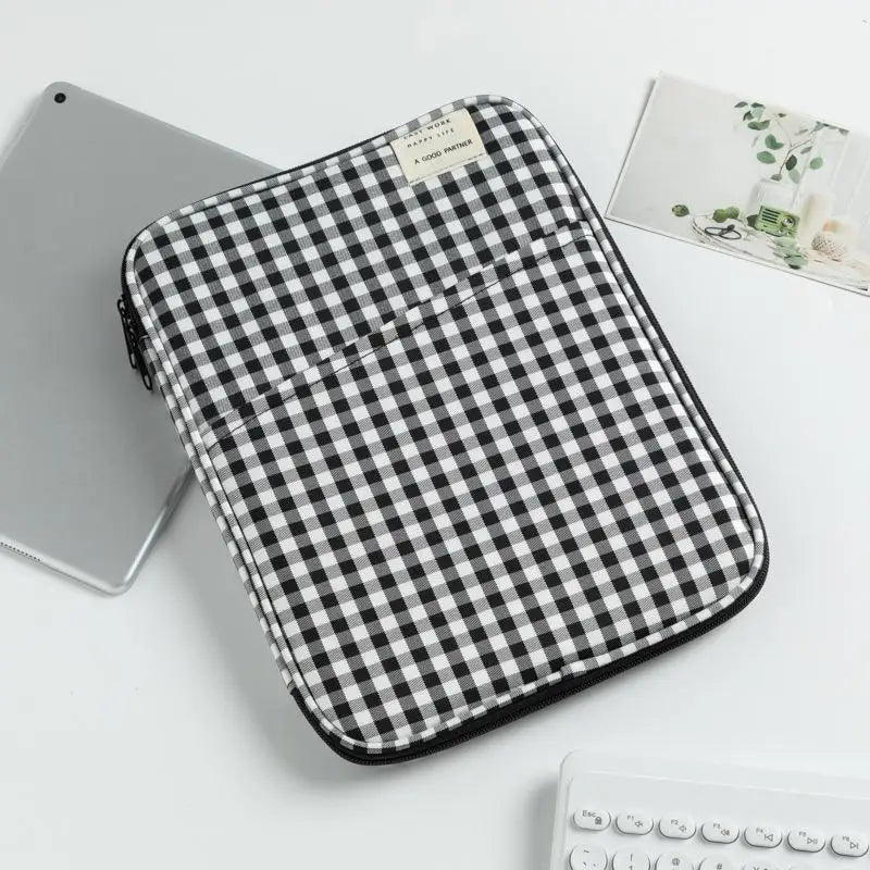 Korean Ins Style Plaid Laptop Sleeve 13 Inch Shockproof Padded Protective Tablet Sleeve For Macbook Notebook Computer Carrying