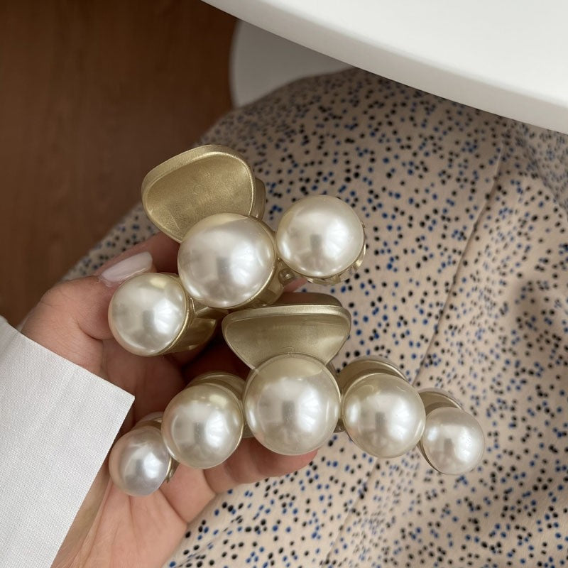 Vintage Metallic Pearl Hair Claw Clip