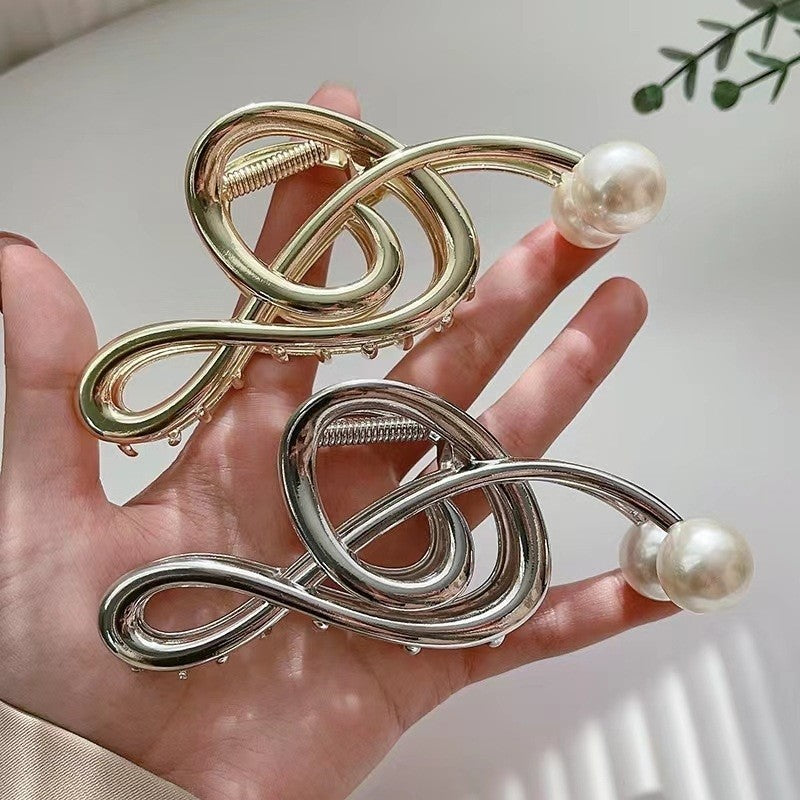 Note Simple Pearl Claw Clip