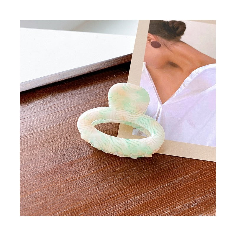 Hollowed Out Oval Hair Claw Clip