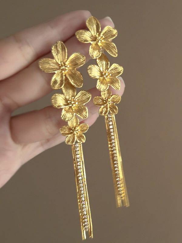 Flower Shape Tasseled Drop Earrings