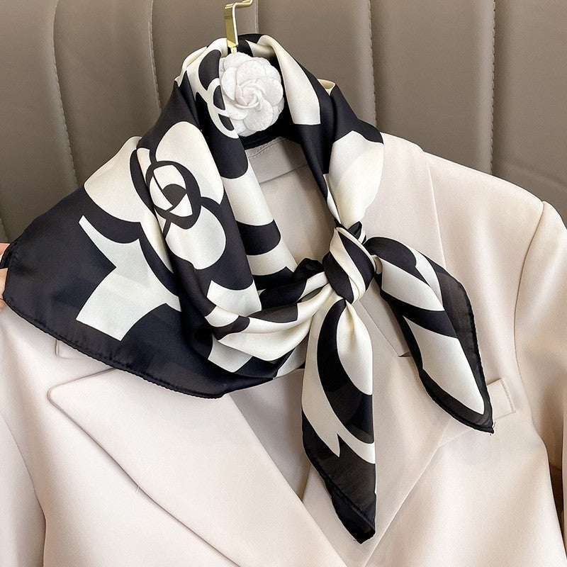 Fashion Square  Print  Scarf