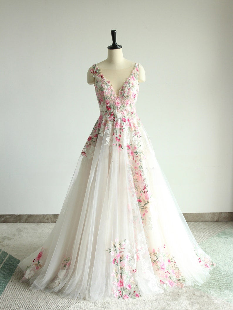 Elegant Pink Flower Lace Wedding Dresses