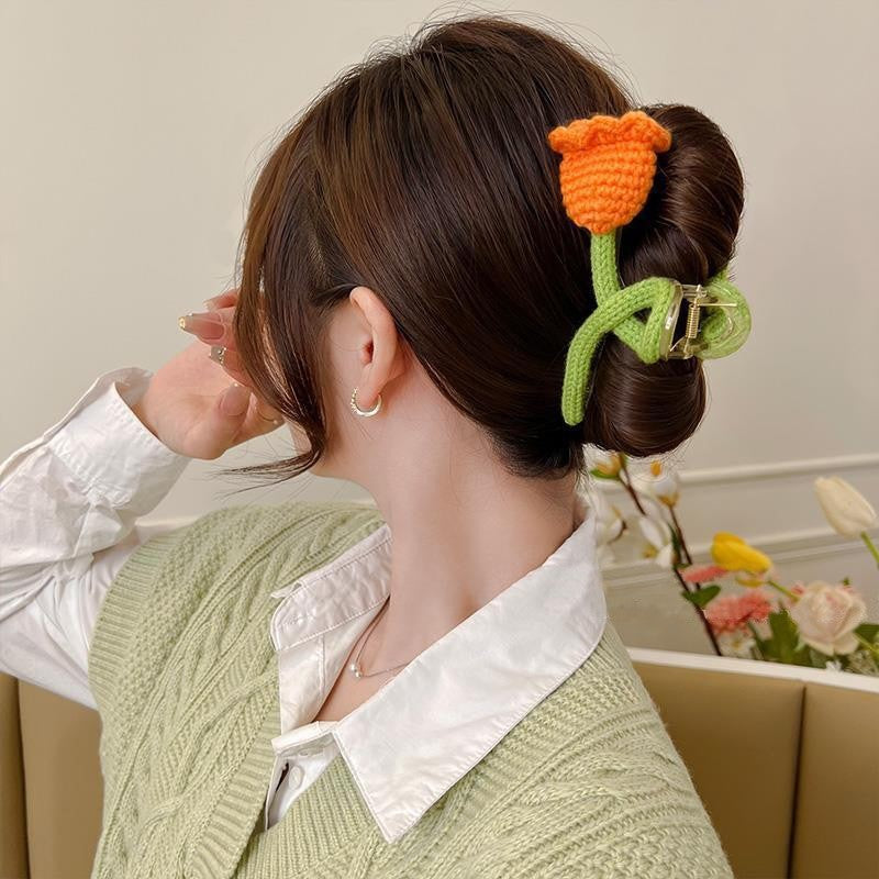 Knitted Tulip Hair Claw Clip