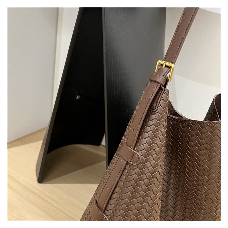 Large Capacity Single Shoulder Crossbody Woven Bag