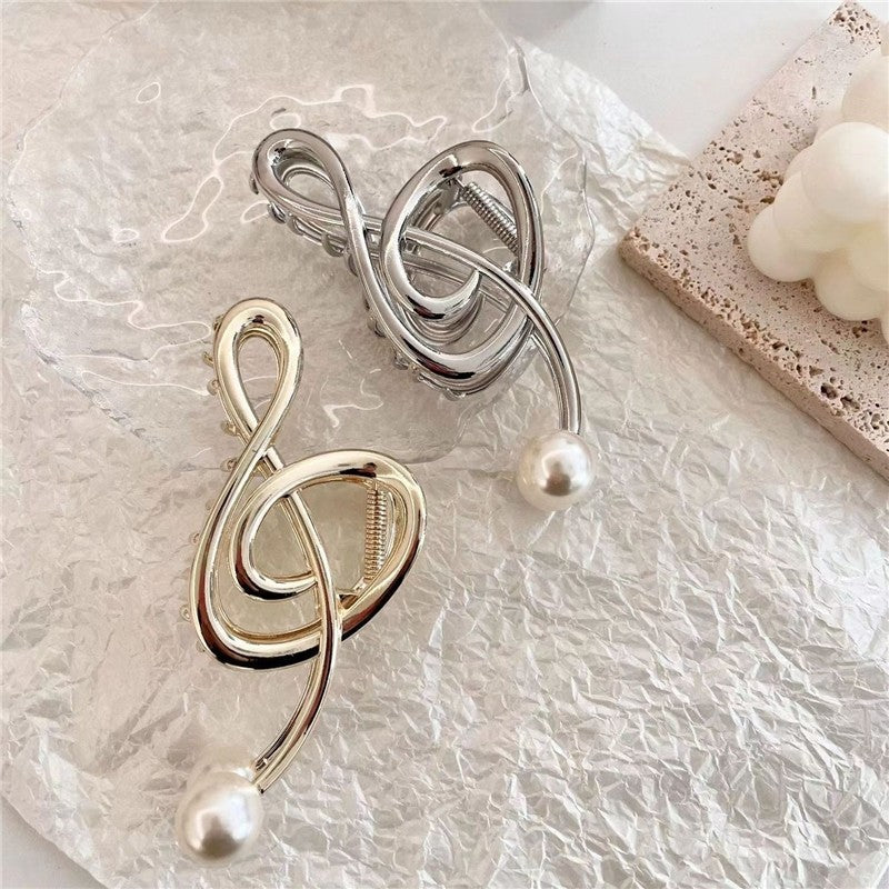 Note Simple Pearl Claw Clip