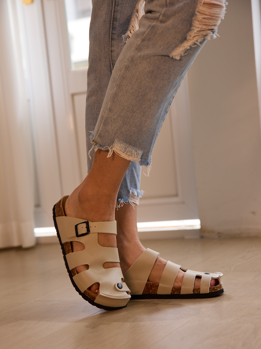 Summer Picnic Cut-Out Clog - Apricot
