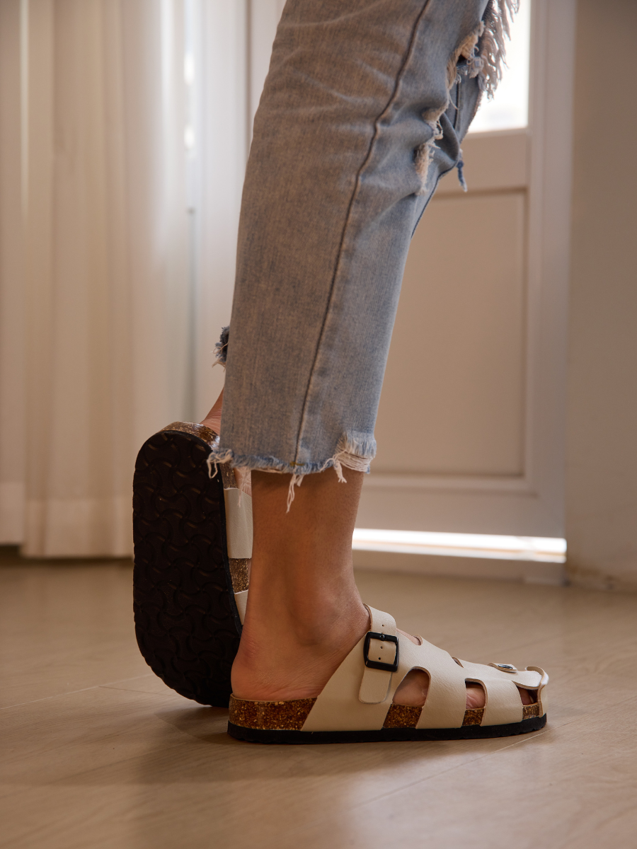 Summer Picnic Cut-Out Clog - Apricot