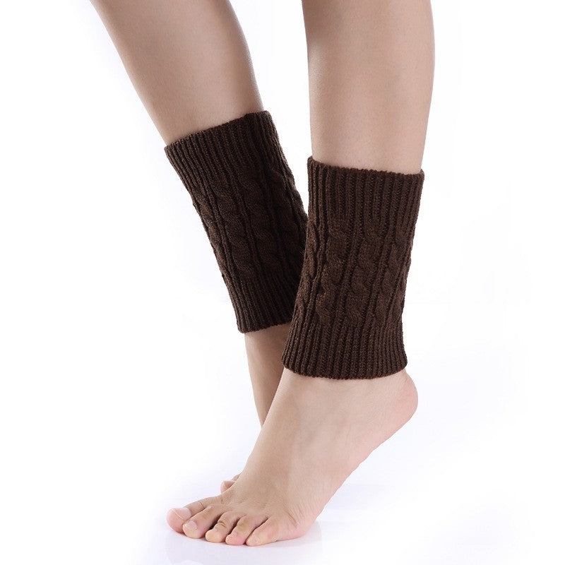 Knitted Short Socks With 8-Character Twisted Pattern