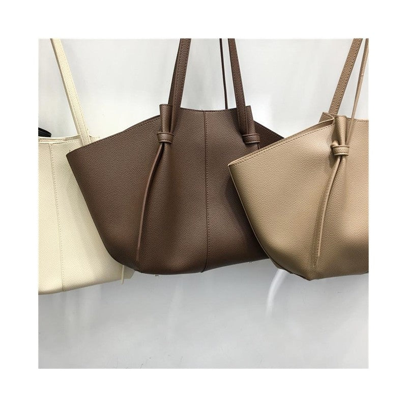 Vintage Litchi Grain Large Capacity Winged Bag