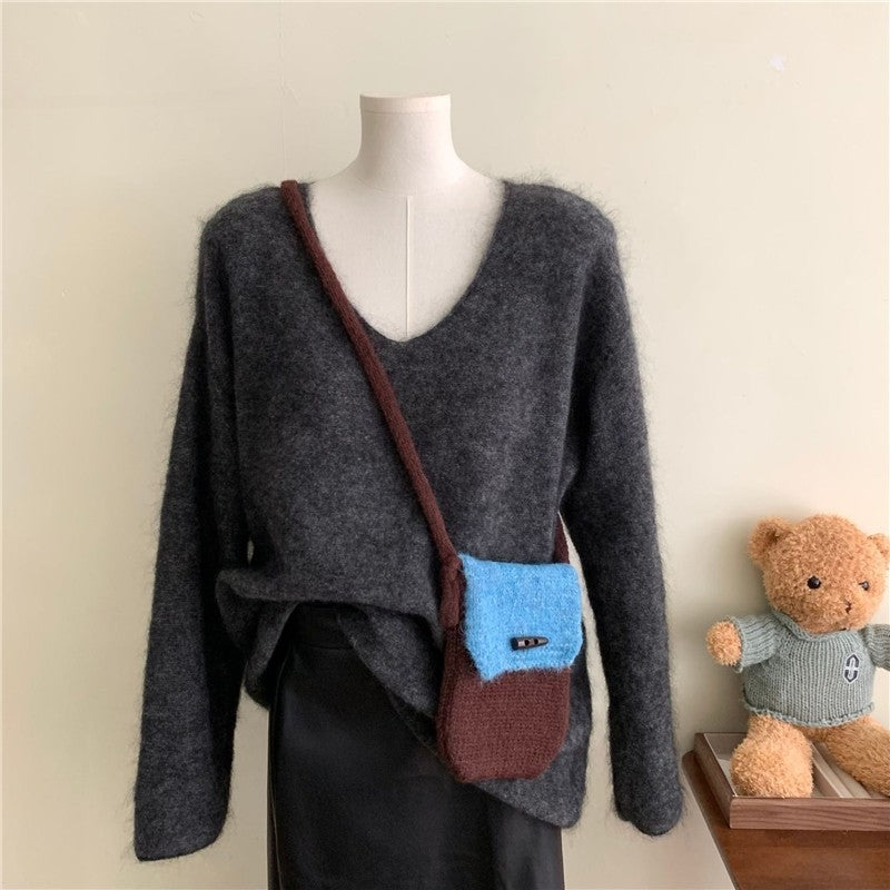 Color Block Horn Button Knit Shoulder Phone Bag