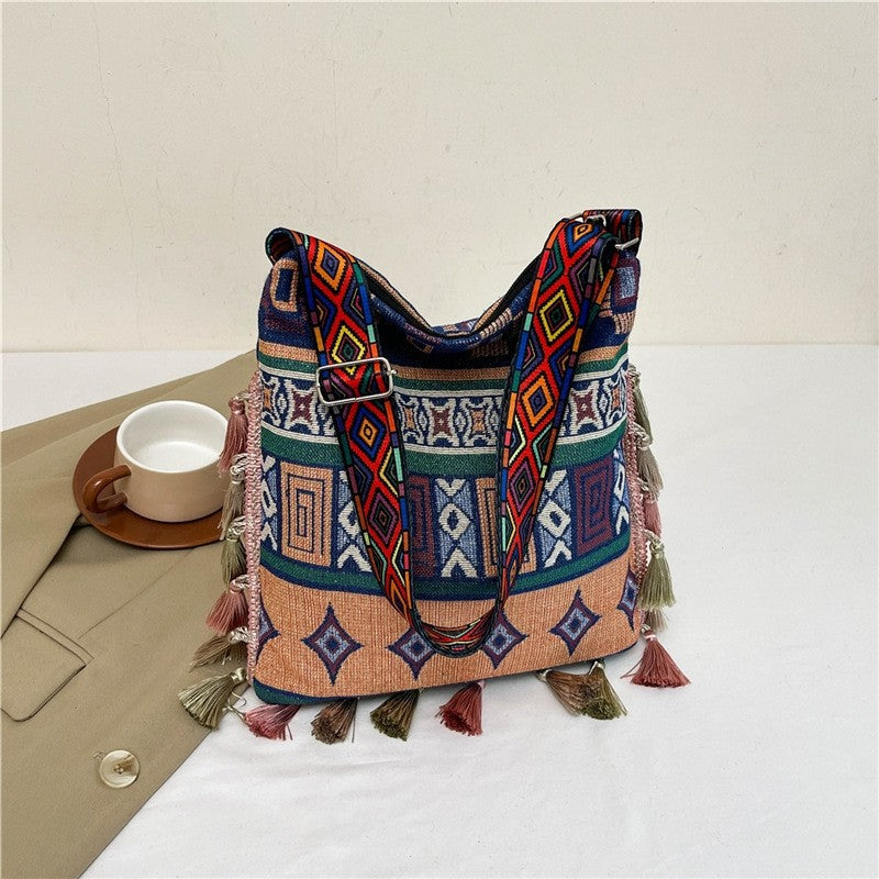 Large Capacity Shoulder Bag With Scarf