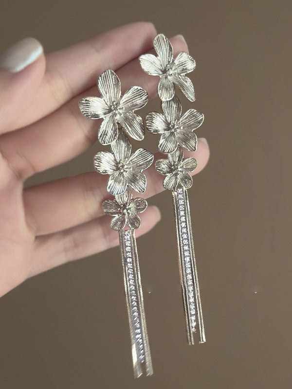 Flower Shape Tasseled Drop Earrings