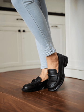 Simple Your Way Leather Loafer - Black