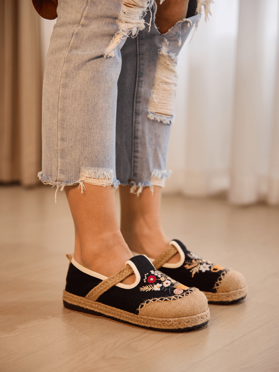 Kahului Embroidered Linen Espadrilles - Black