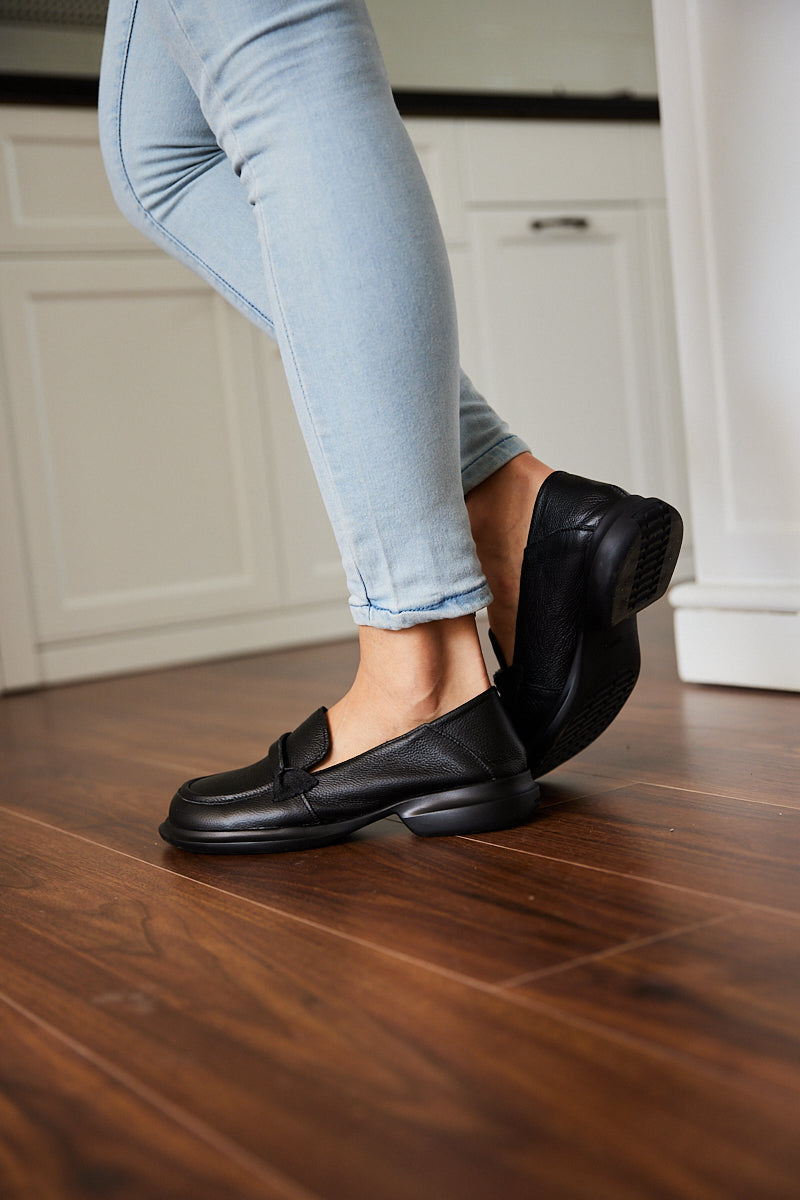 Simple Your Way Leather Loafer - Black