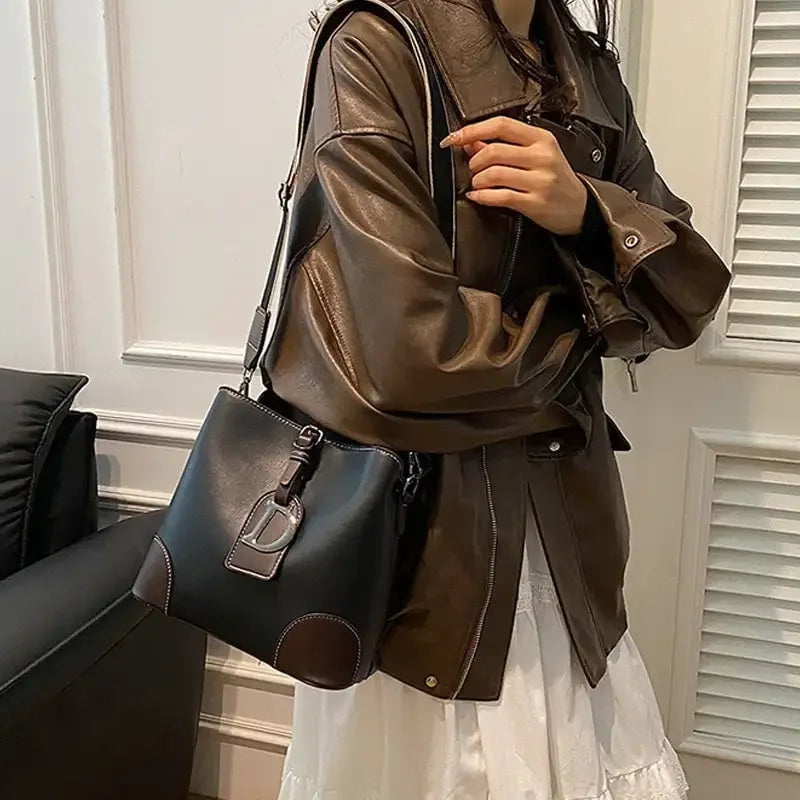 Women's Luxury Travel Bag– Retro Textured Bucket Shoulder & Crossbody Bag