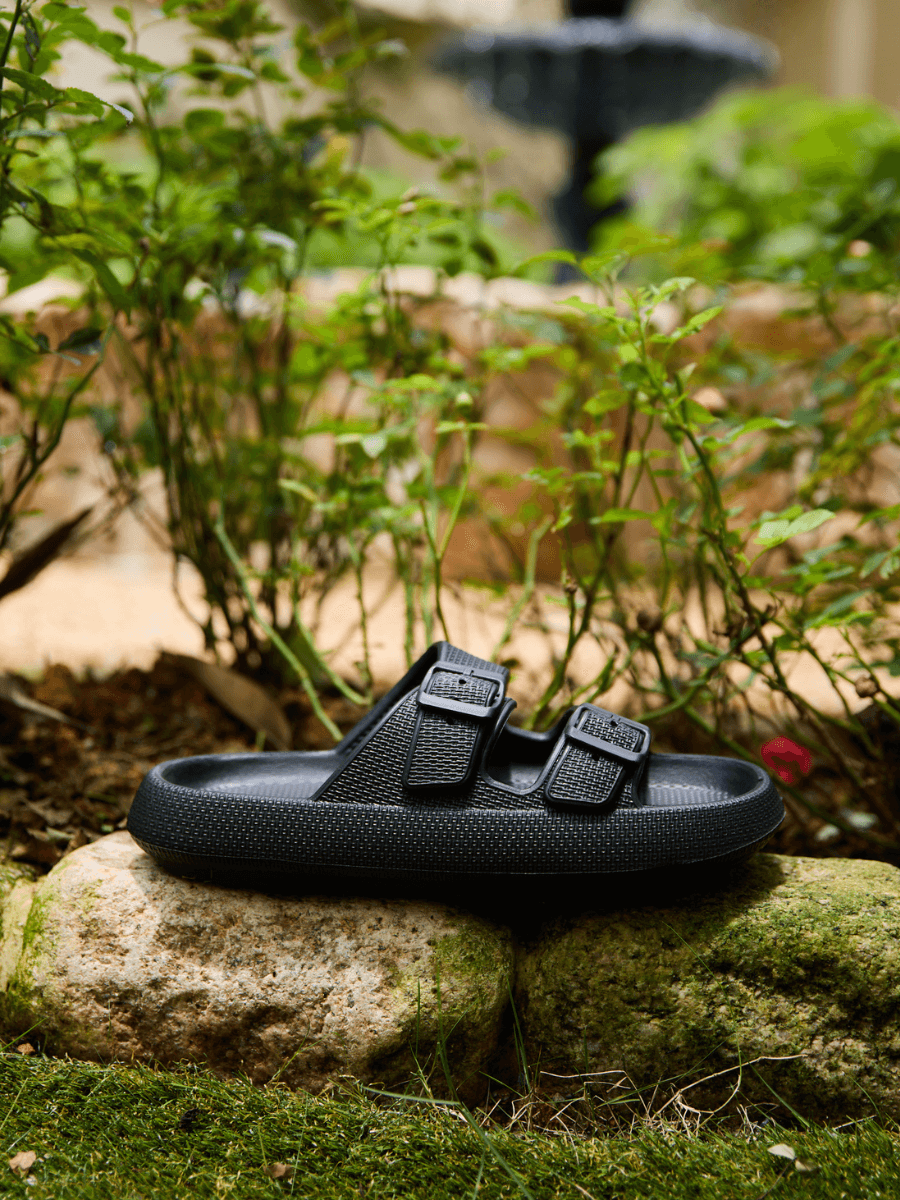 Marshmallow Step Double Strap Sandal - Black
