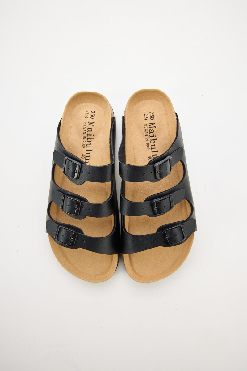Deidra Tri-Strap Footbed Sandal - Black